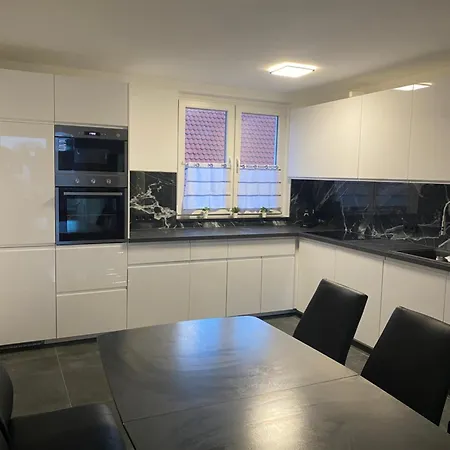 Moderne Unterkunft Garbsen Esterno foto