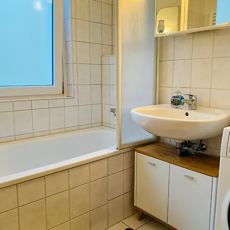 Moderne Unterkunft Garbsen Esterno foto