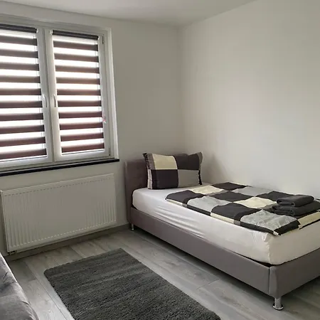 Moderne Unterkunft Garbsen Esterno foto