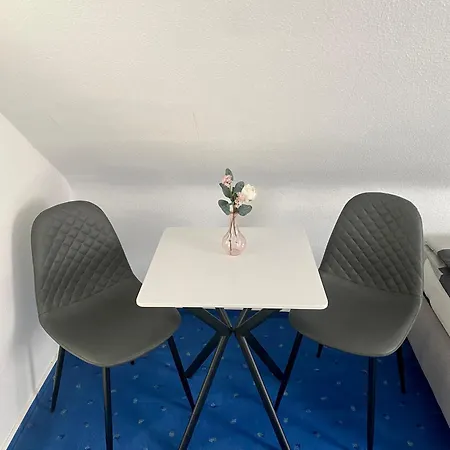 Moderne Unterkunft Garbsen Esterno foto