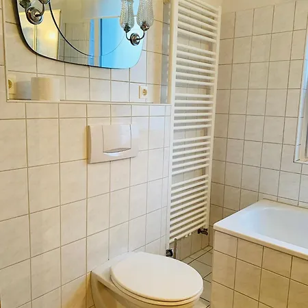 Moderne Unterkunft Garbsen Esterno foto