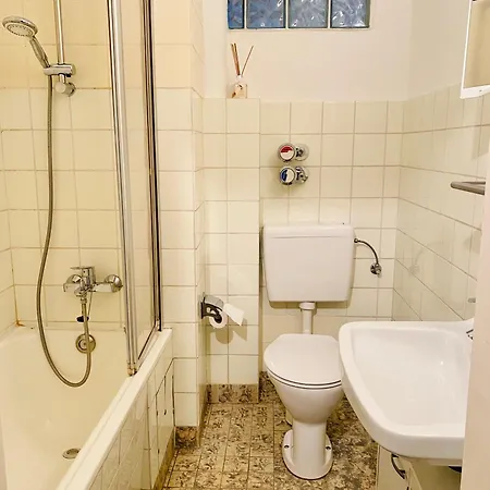Moderne Unterkunft Garbsen Esterno foto