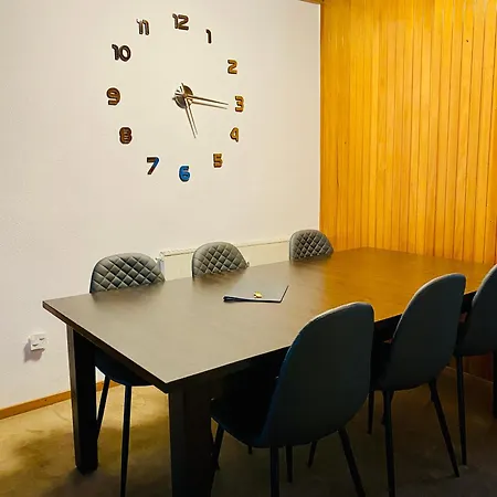 Moderne Unterkunft Garbsen Esterno foto